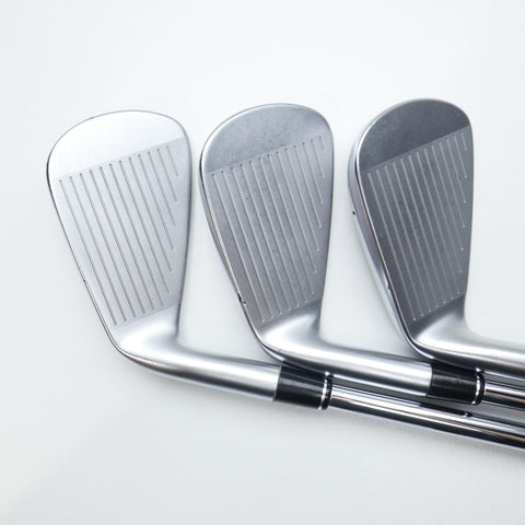 Used Mizuno JPX 925 Forged Iron Set / 5 - PW / Regular Flex