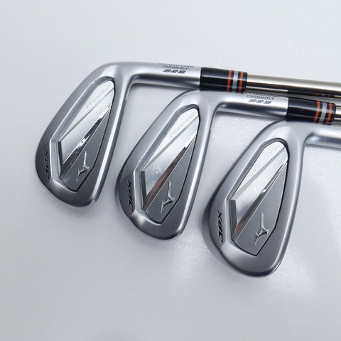 Used Mizuno JPX 925 Forged Iron Set / 6 - PW + GW / Regular Flex