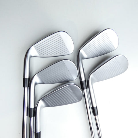 Used Mizuno JPX 925 Hot Metal HL Iron Set / 5 - 9 IRON / Regular Flex