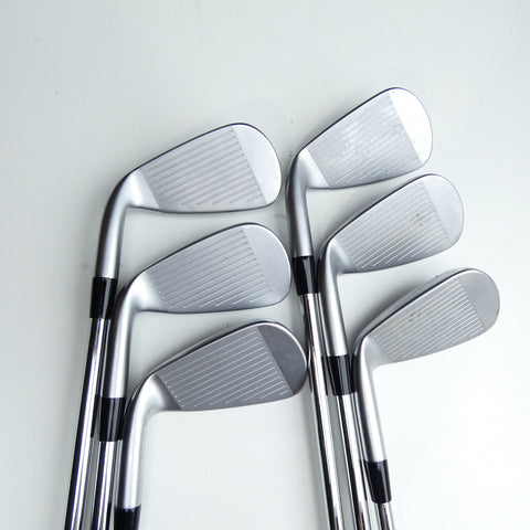 Used Mizuno JPX 925 Hot Metal HL Iron Set / 5 - PW / Regular Flex