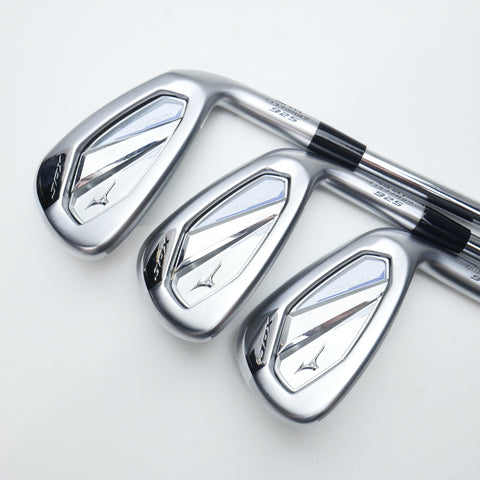 Used Mizuno JPX 925 Hot Metal Iron Set / 5 - PW / Regular Flex