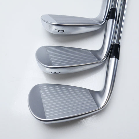 Used Mizuno JPX 925 Hot Metal Iron Set / 5 - PW / Regular Flex