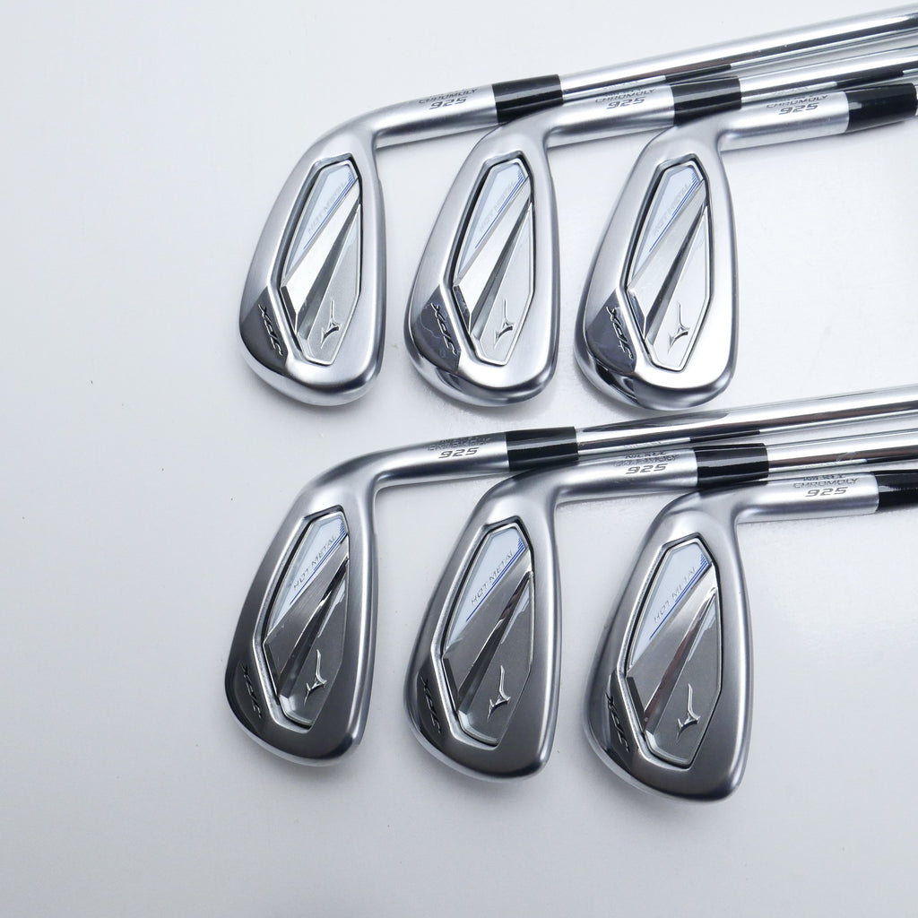 Used Mizuno JPX 925 Hot Metal Iron Set / 5 - PW / Regular Flex