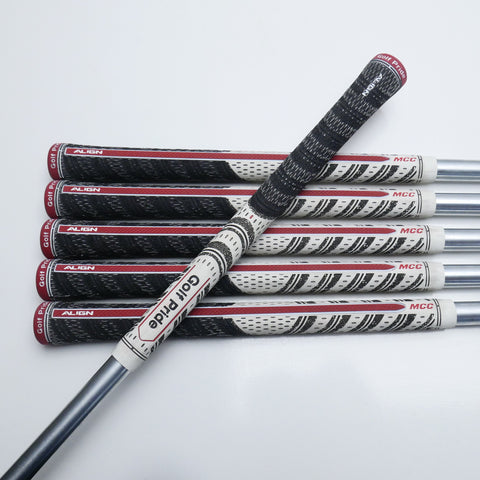 Used Mizuno JPX 925 Hot Metal Iron Set / 5 - PW / Stiff Flex