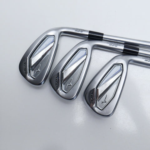 Used Mizuno JPX 925 Hot Metal Iron Set / 5 - PW / Stiff Flex