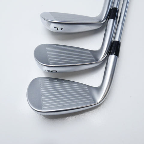 Used Mizuno JPX 925 Hot Metal Iron Set / 5 - PW / Stiff Flex