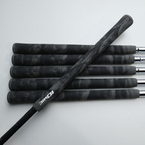 Used Mizuno JPX 925 Hot Metal Iron Set / 6 - PW + GW / Regular Flex