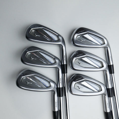 Used Mizuno JPX 925 Hot Metal Iron Set / 6 - PW + GW / Regular Flex