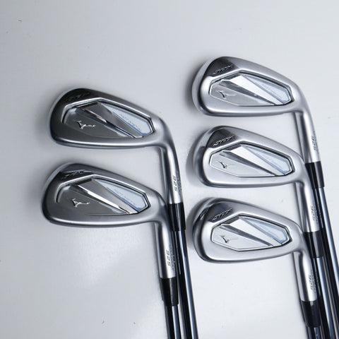 Used Mizuno JPX 925 Hot Metal Iron Set / 6 - PW / Regular Flex