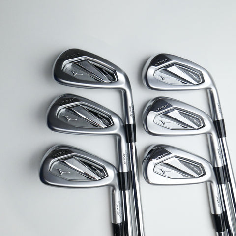 Used Mizuno JPX 925 Hot Metal Pro Iron Set / 5 - PW / Stiff Flex