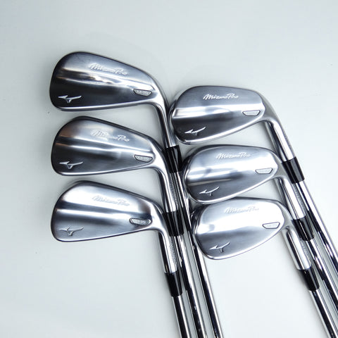 Used Mizuno M-15 Iron Set / 5 - PW / Stiff Flex