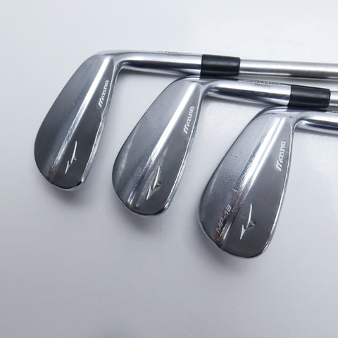 Used Mizuno MP-18 Iron Set / 5 - PW / X-Stiff Flex