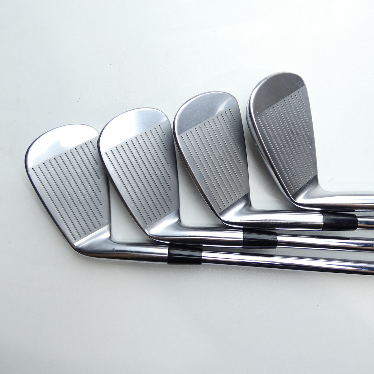 Used Mizuno MP-20 Iron Set / 4 - PW / Stiff Flex