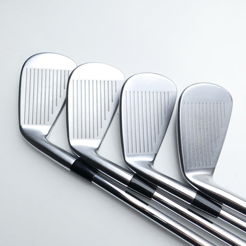 Used Mizuno MP-20 MMC Iron Set / 4 - PW / X-Stiff Flex