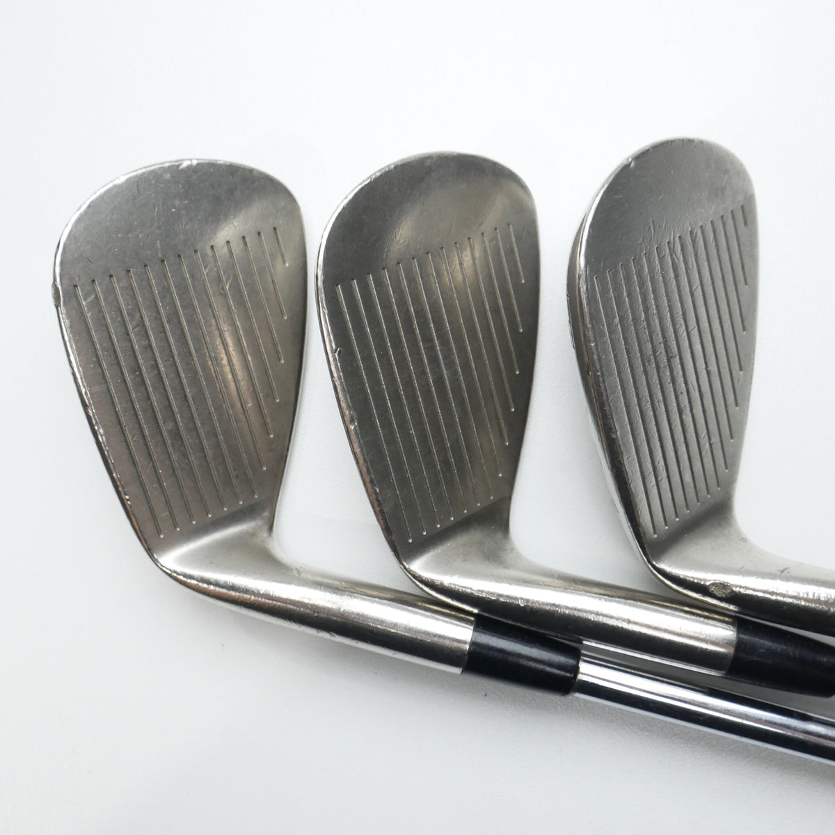 Used Mizuno MP-68 Iron Set / 4 - PW / Regular Flex