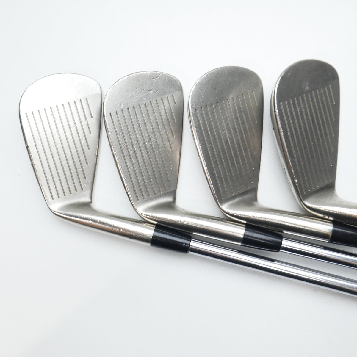 Used Mizuno MP-68 Iron Set / 4 - PW / Regular Flex