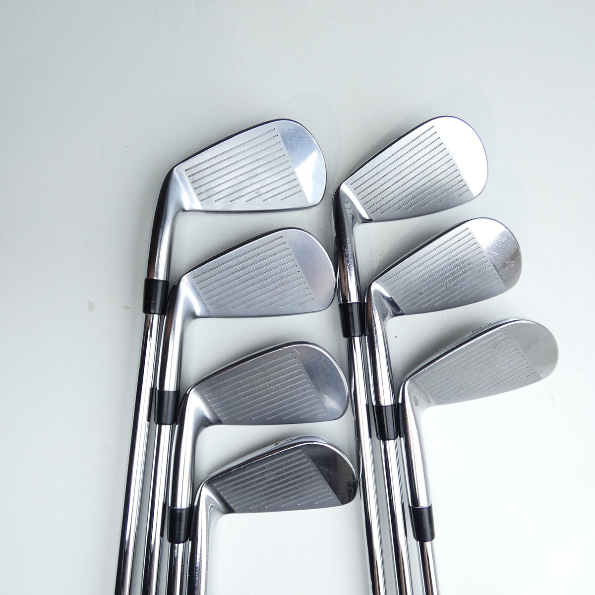 Used Mizuno MP-H5 & MP4 Combo Iron Set / 4 - PW / X-Stiff Flex