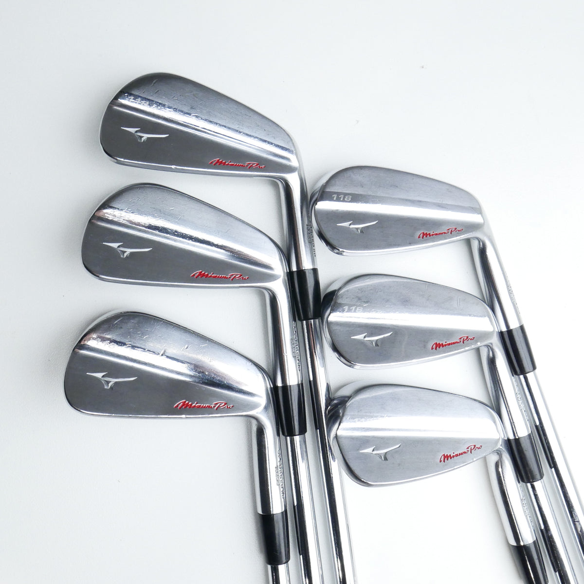 Used Mizuno Pro 118 Iron Set / 5 - PW / X-Stiff Flex