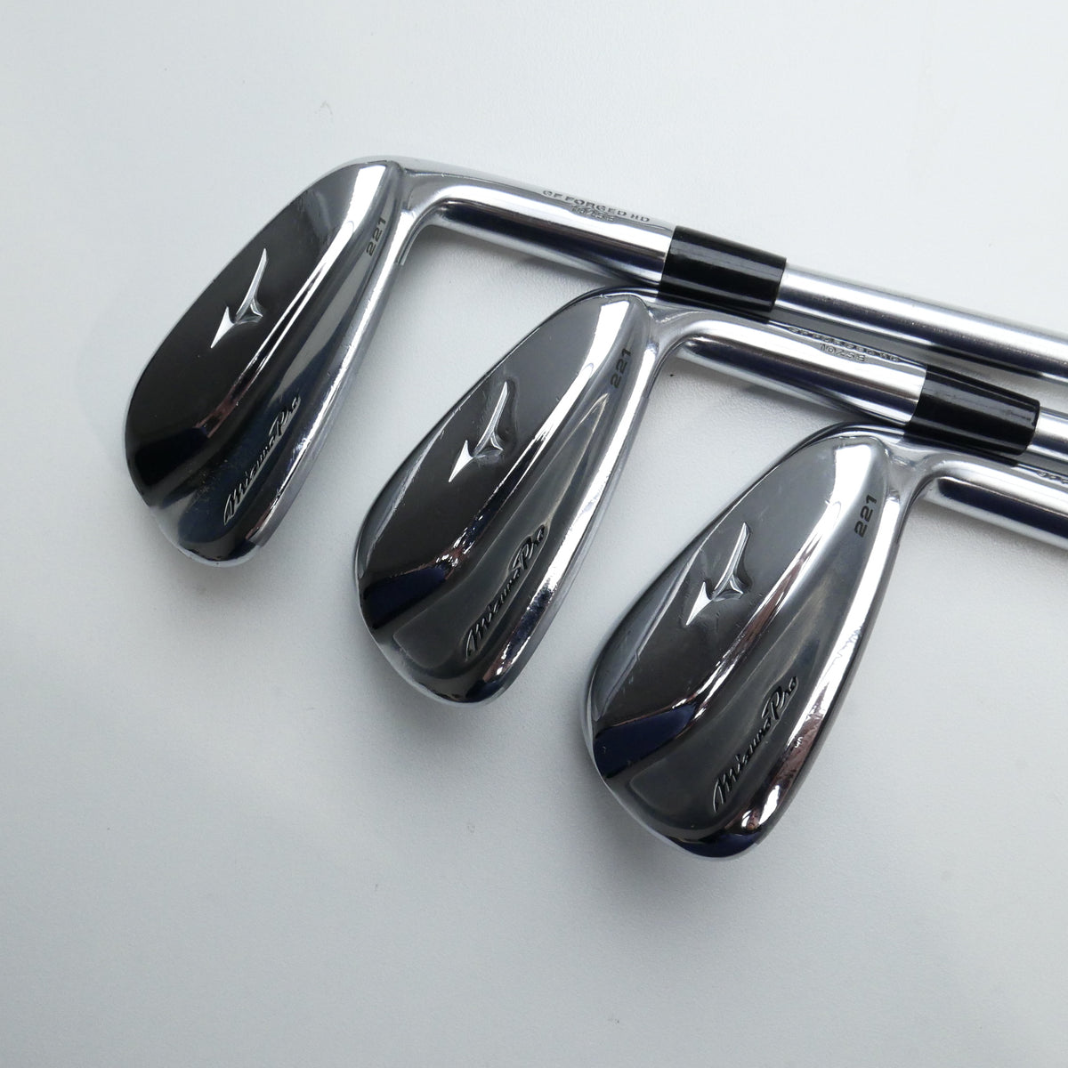 Used Mizuno Pro 221 Iron Set / 4 - PW / Stiff Flex