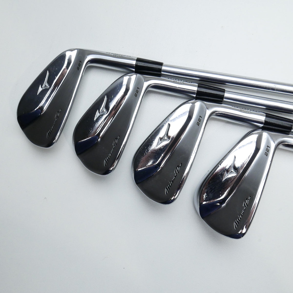 Used Mizuno Pro 221 Iron Set / 4 - PW / Stiff Flex