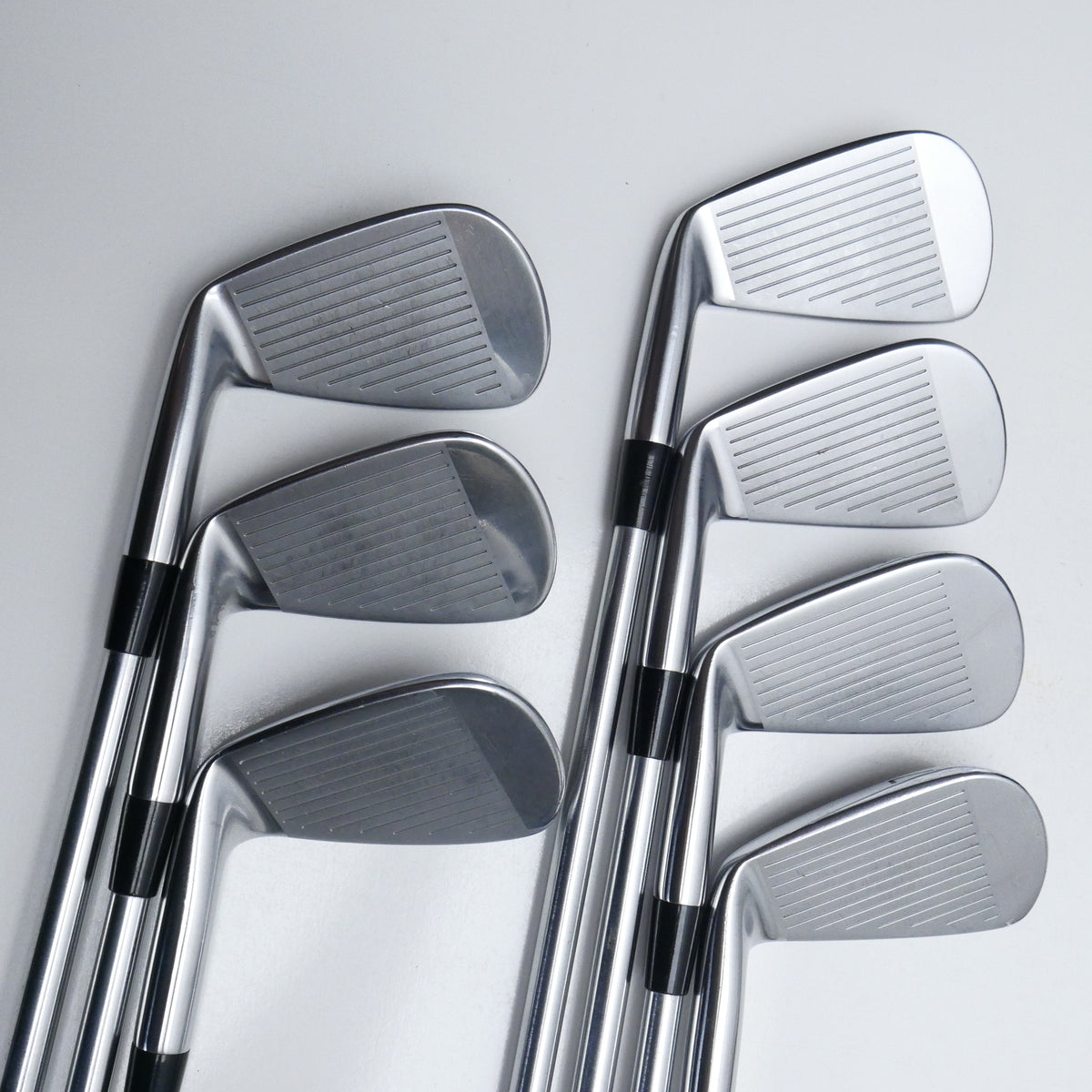 Used Mizuno Pro 221 Iron Set / 4 - PW / Stiff Flex
