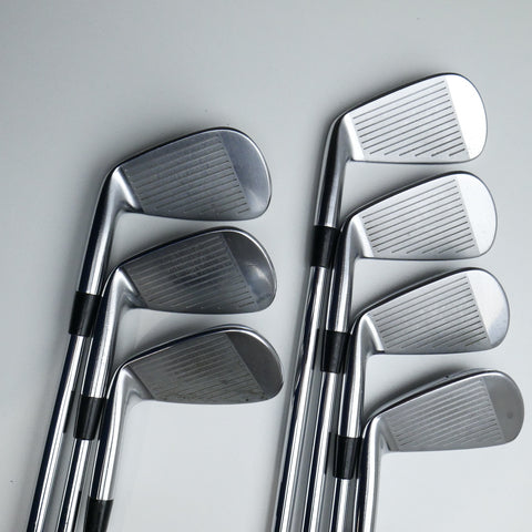 Used Mizuno Pro 221 Iron Set / 4 - PW / Stiff Flex