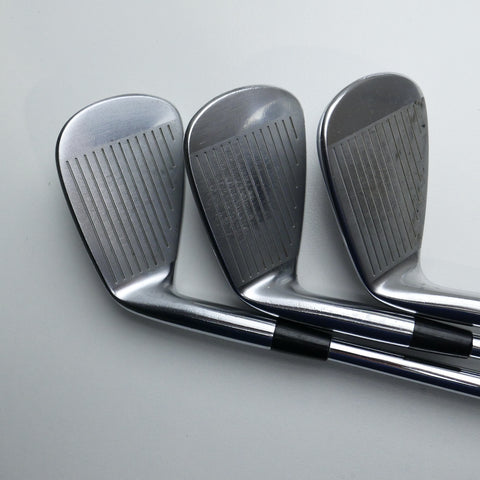 Used Mizuno Pro 221 Iron Set / 4 - PW / Stiff Flex