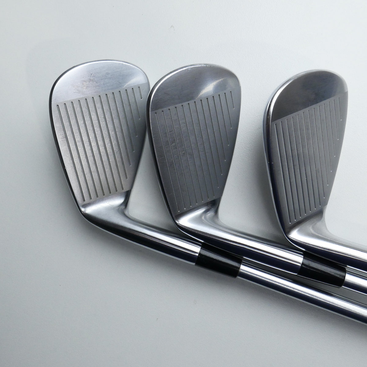Used Mizuno Pro 221 Iron Set / 4 - PW / Stiff Flex