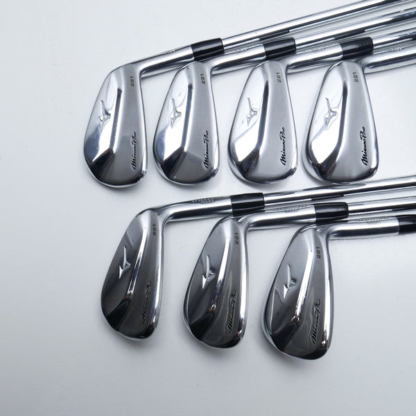 Used Mizuno Pro 221 Iron Set / 4 - PW / Stiff Flex