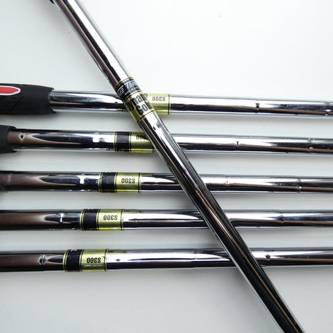 Used Mizuno Pro 221 Iron Set / 5 - PW / Stiff Flex