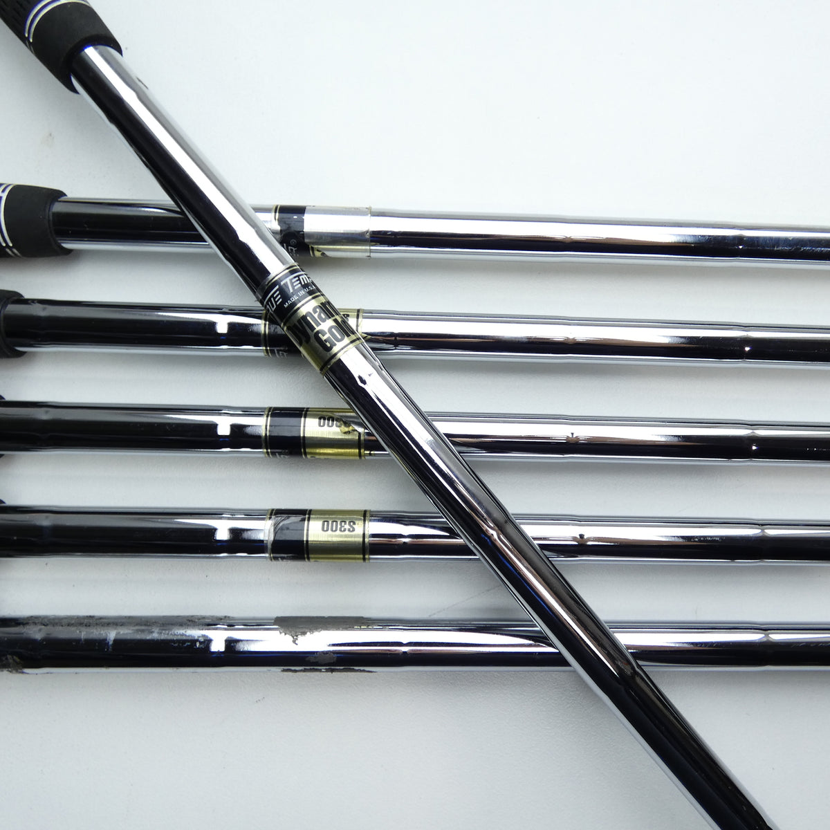 Used Mizuno Pro 221 Iron Set / 5 - PW / Stiff Flex