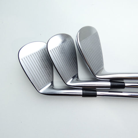 Used Mizuno Pro 221 Iron Set / 5 - PW / Stiff Flex