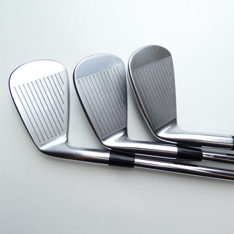 Used Mizuno Pro 221 Iron Set / 5 - PW / Stiff Flex