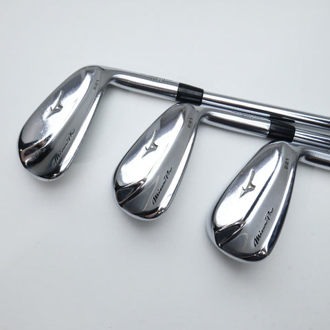 Used Mizuno Pro 221 Iron Set / 5 - PW / X-Stiff Flex