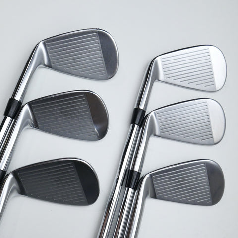 Used Mizuno Pro 221 Iron Set / 5 - PW / X-Stiff Flex