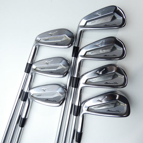 Used Mizuno Pro 223 Iron Set / 4 - PW / Stiff Flex / Left-Handed