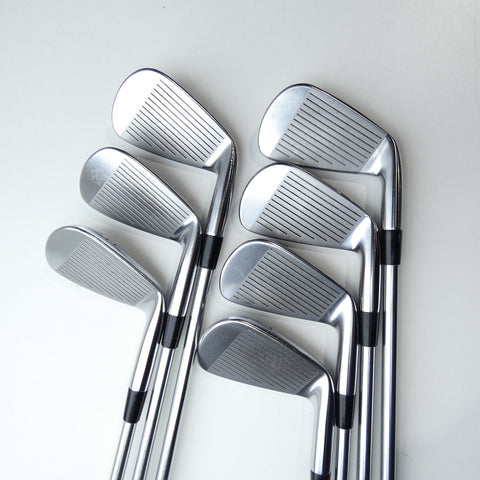 Used Mizuno Pro 223 Iron Set / 4 - PW / Stiff Flex / Left-Handed