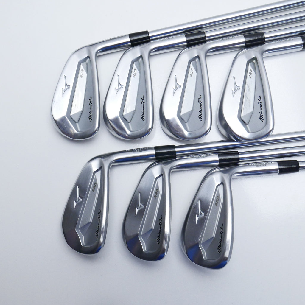 Used Mizuno Pro 223 Iron Set / 4 - PW / Stiff Flex