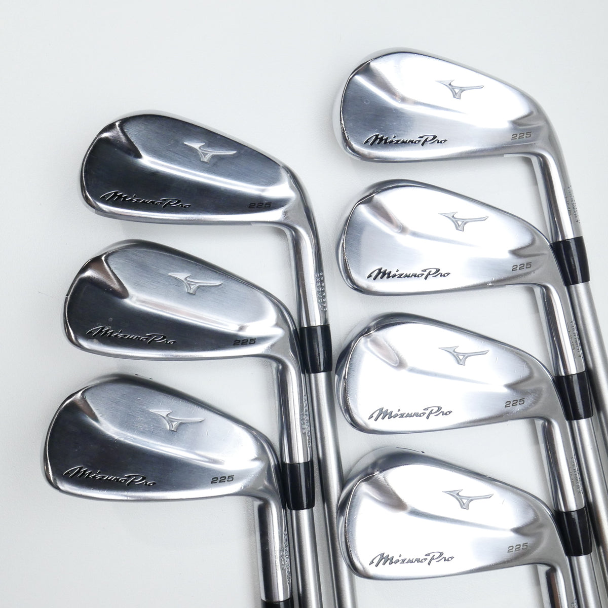 Used Mizuno Pro 225 HMB Iron Set / 4 - PW / X-Stiff Flex