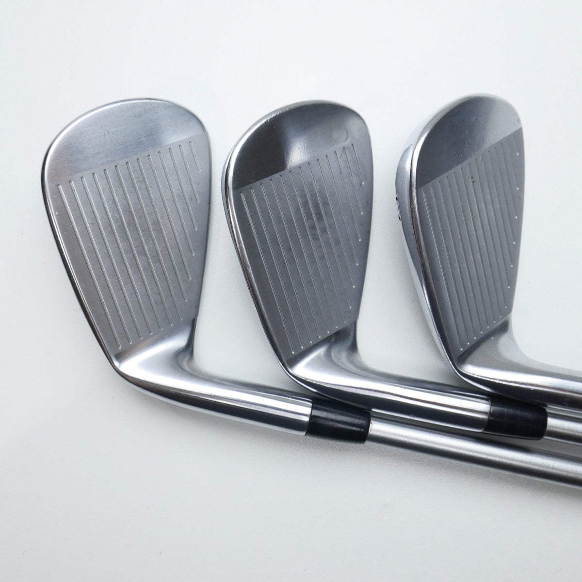 Used Mizuno Pro 225 HMB Iron Set / 4 - PW / X-Stiff Flex