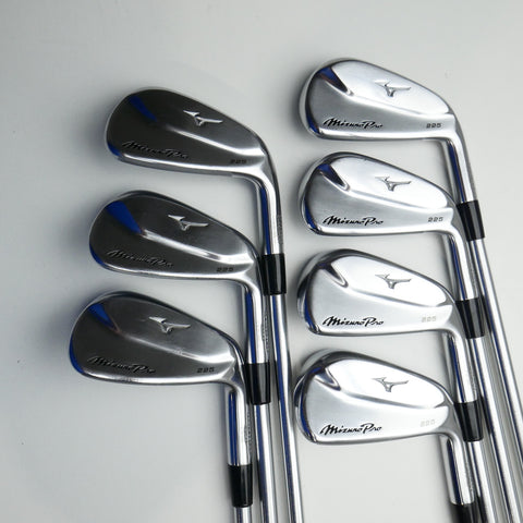 Used Mizuno Pro 225 Iron Set / 4 - PW / Regular Flex