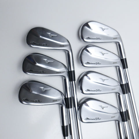 Used Mizuno Pro 225 Iron Set / 4 - PW / Stiff Flex