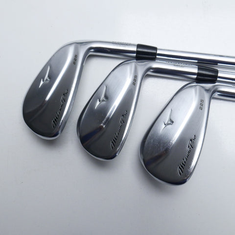 Used Mizuno Pro 225 Iron Set / 4 - PW / Stiff Flex