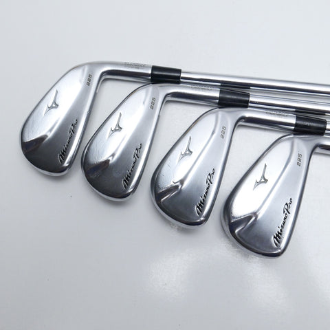 Used Mizuno Pro 225 Iron Set / 4 - PW / Stiff Flex