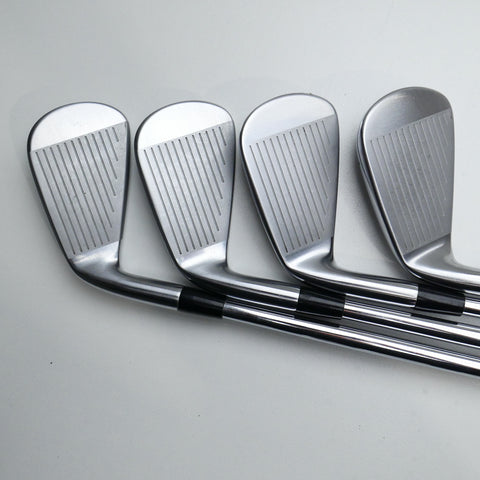 Used Mizuno Pro 225 Iron Set / 4 - PW / Stiff Flex