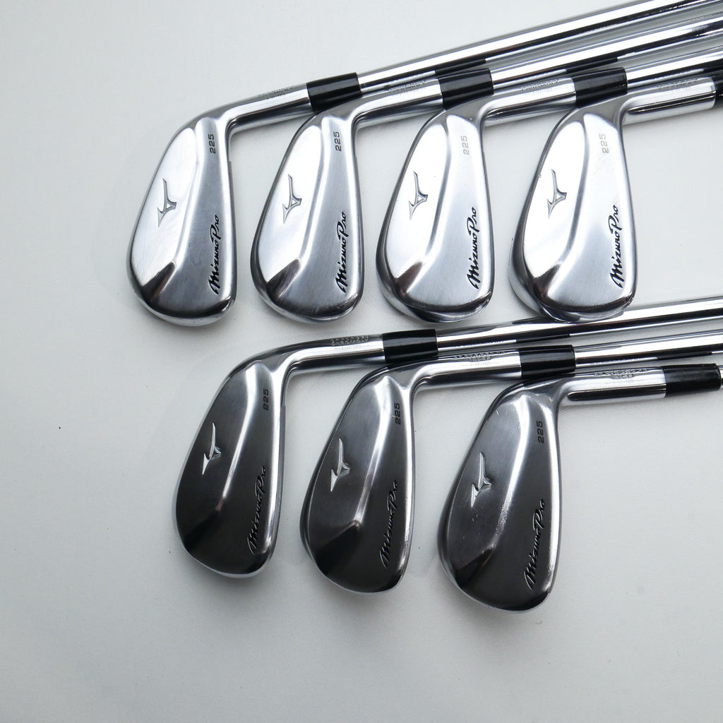 Used Mizuno Pro 225 Iron Set / 4 - PW / Stiff Flex