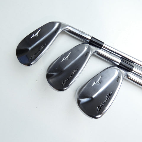 Used Mizuno Pro 225 Iron Set / 5 - PW + GW / Regular Flex