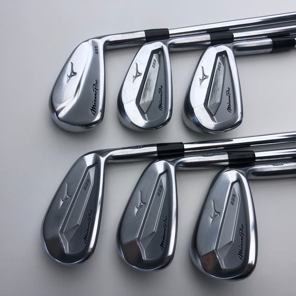 Used Mizuno Pro 225 & Pro 223 Combo Iron Set / 5 - PW / Stiff Flex