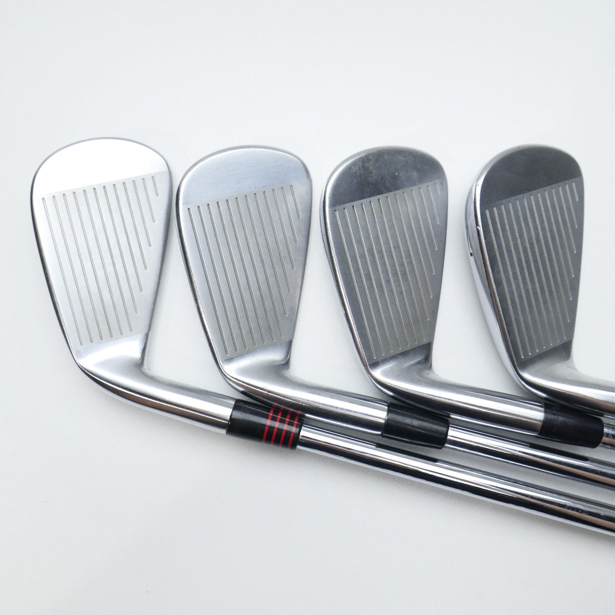 Used Mizuno Pro 225 & Pro 223 Combo Set Iron Set / 4 - PW / X-Stiff Flex