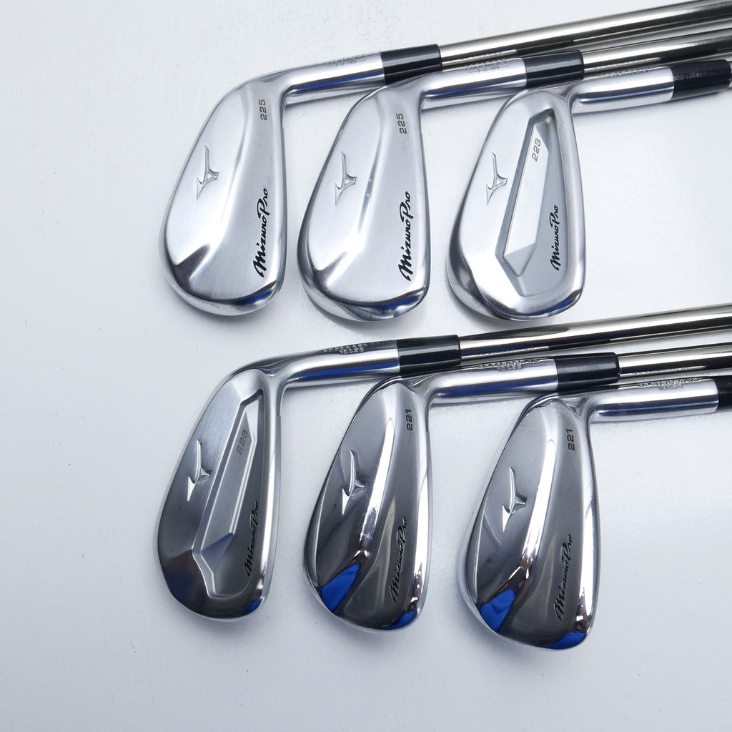 Used Mizuno Pro 225 & Pro 223 & Pro 221 Iron Set / 5 - PW / Regular Flex